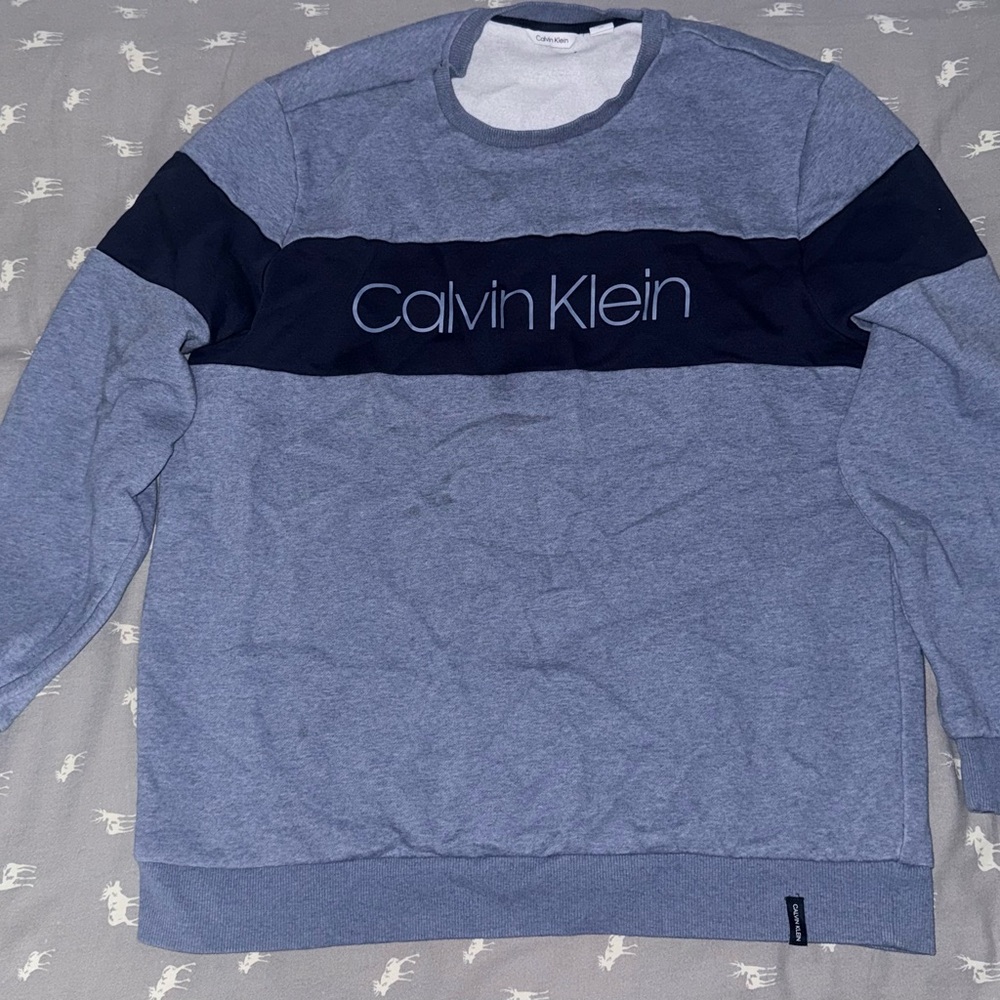 Calvin Klein Men's Two-Tone Blue Crewneck Sweater